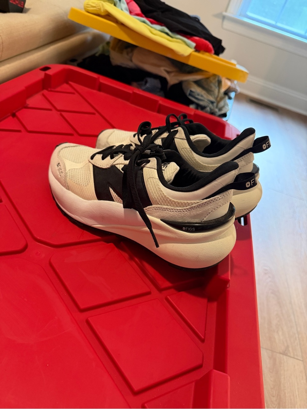 Figs new balance White and Black Runner Sneakers